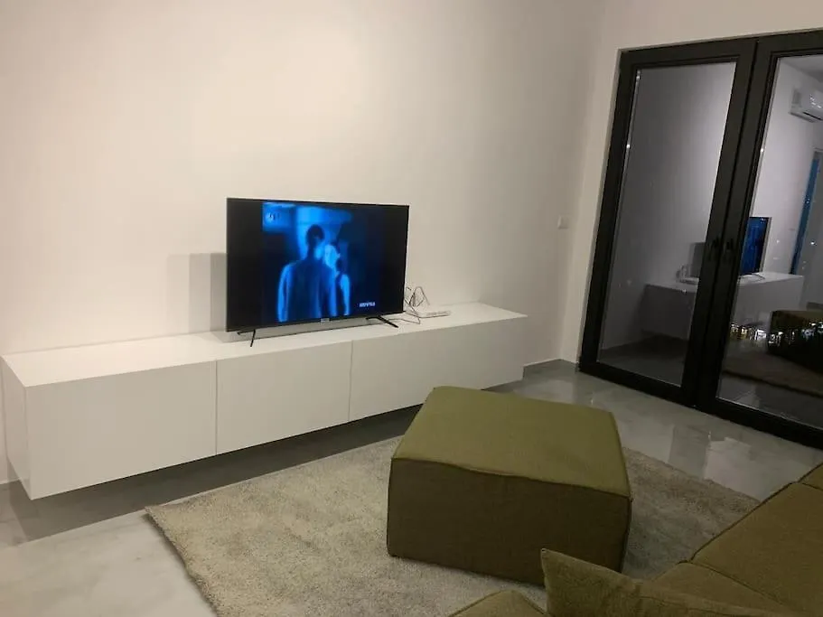 Chic Garden Apartment Tirana